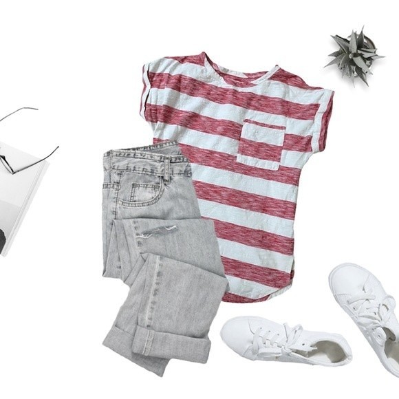 Merona White Soft Horizontal Red Stripes Blouse Short Sleeve Top - Picture 2 of 8